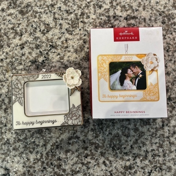 Hallmark 2022 Happy Beginnings Wedding picture frame ornament. NEW - Picture 1 of 8